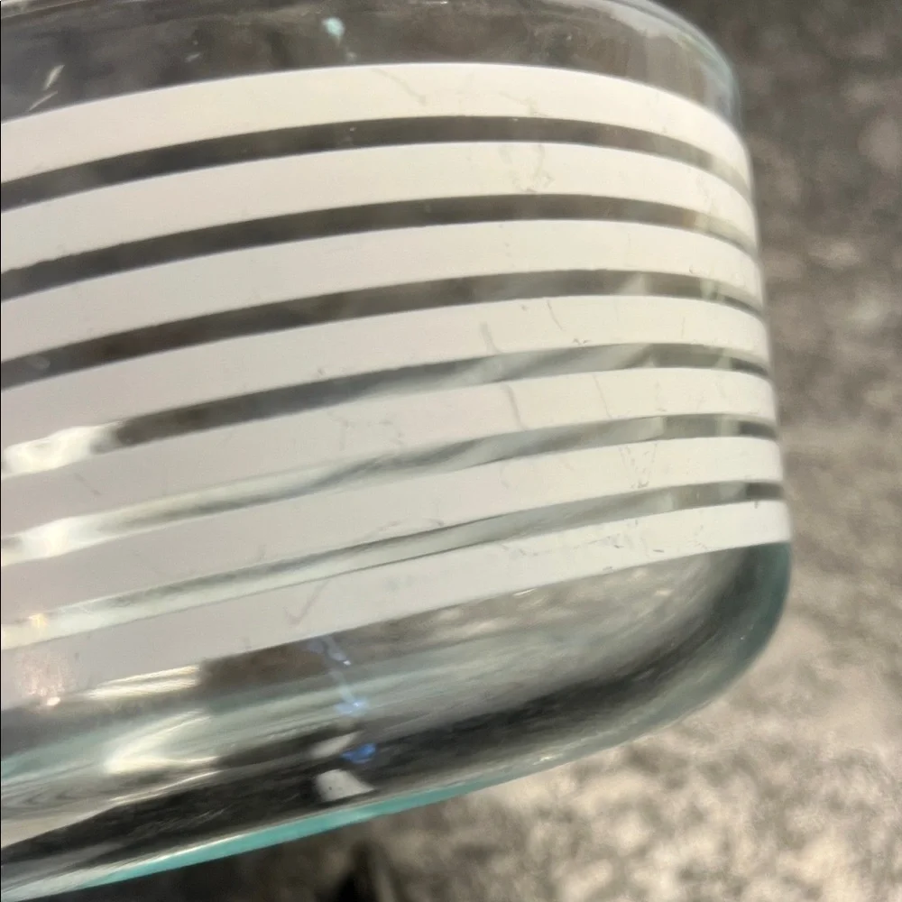 Vintage Glass Pyrex Bowl with White Stripes. Great condition